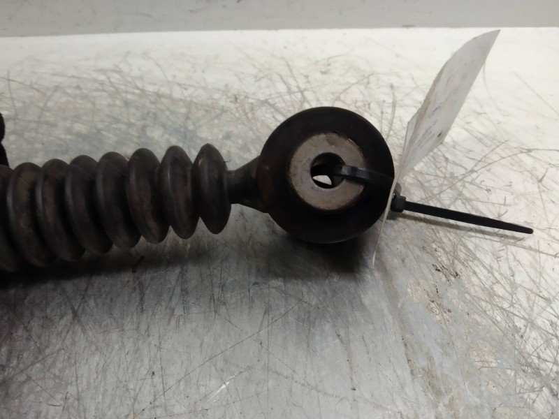 Recambio de amortiguador trasero para peugeot 207 sport referencia OEM IAM   