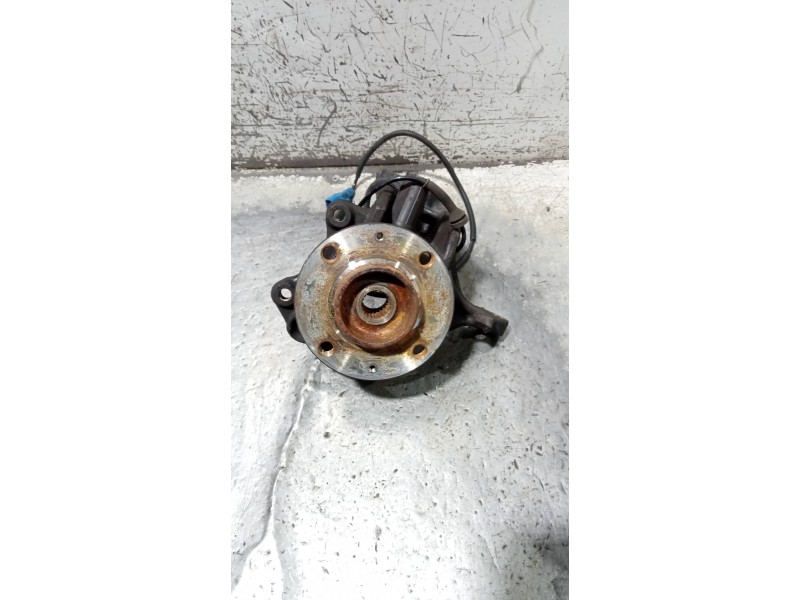 Recambio de mangueta delantera izquierda para citroen c4 cactus 1.6 blue-hdi fap referencia OEM IAM   