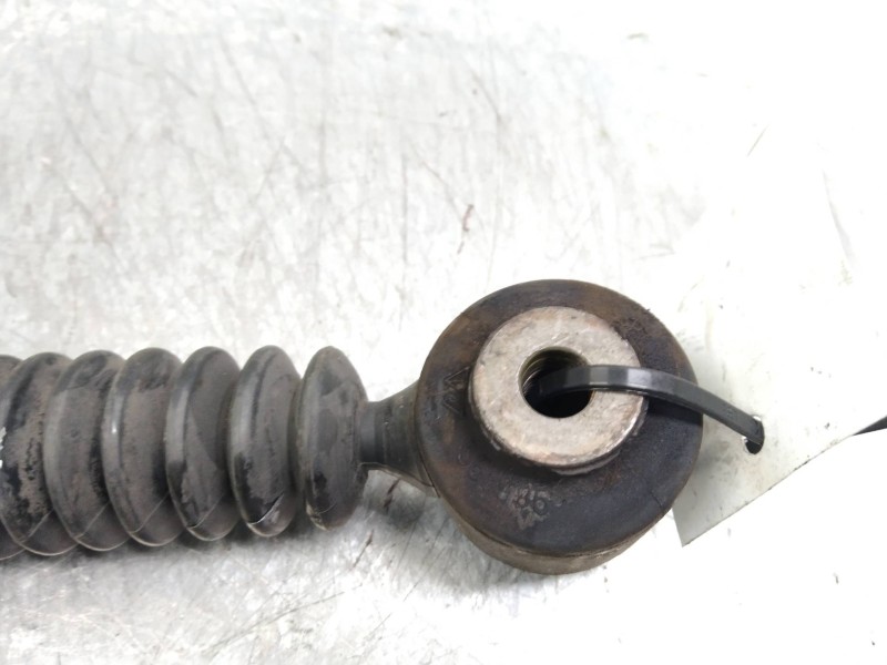 Recambio de amortiguador trasero para peugeot 207 sport referencia OEM IAM   