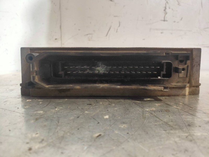 Recambio de centralita motor uce para peugeot 406 berlina (s1/s2) sldt referencia OEM IAM 0281001262 9624519580 BOSCH