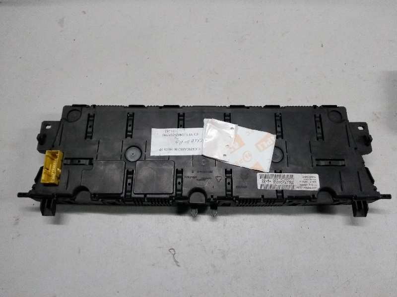 Recambio de cuadro instrumentos para citroen c4 picasso 1.6 16v hdi fap referencia OEM IAM P9665499880 A00 1805625