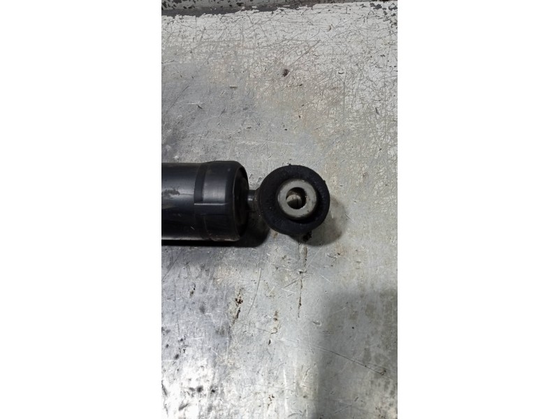 Recambio de amortiguador trasero derecho para citroen c4 cactus 1.6 blue-hdi fap referencia OEM IAM 9809739280 22270490 