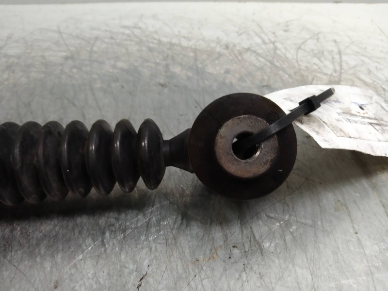 Recambio de amortiguador trasero para peugeot 207 confort referencia OEM IAM   