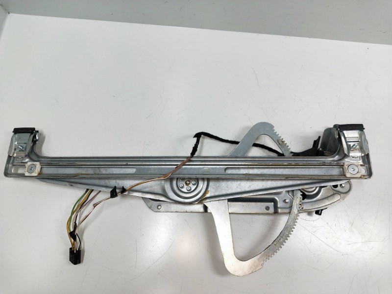 Recambio de elevalunas delantero derecho para ford focus berlina (cap) 1.6 16v cat referencia OEM IAM 4M5T14553 995209102 3P