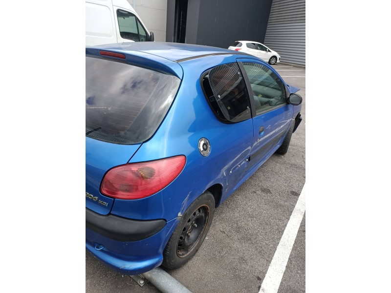 peugeot 206 berlina del año 2005