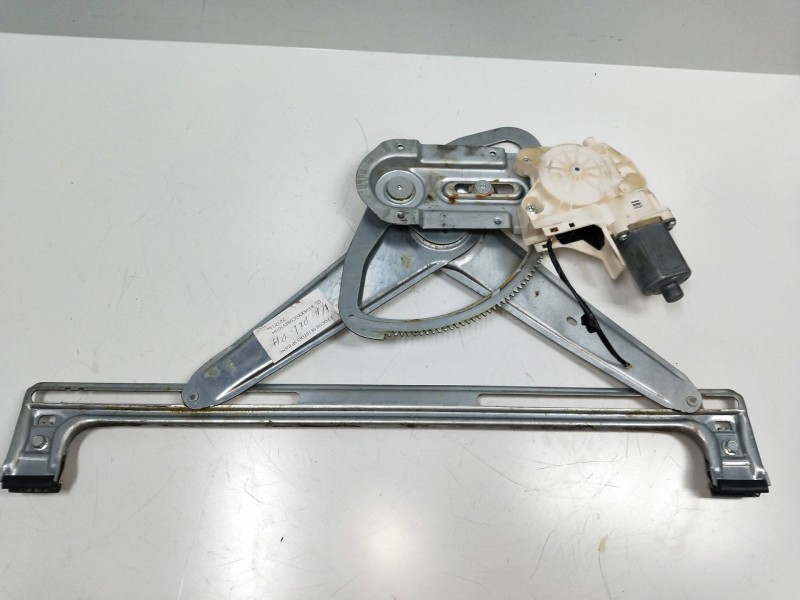 Recambio de elevalunas delantero derecho para ford focus berlina (cap) 1.6 tdci cat referencia OEM IAM 4M5T14553 995209101 5P R