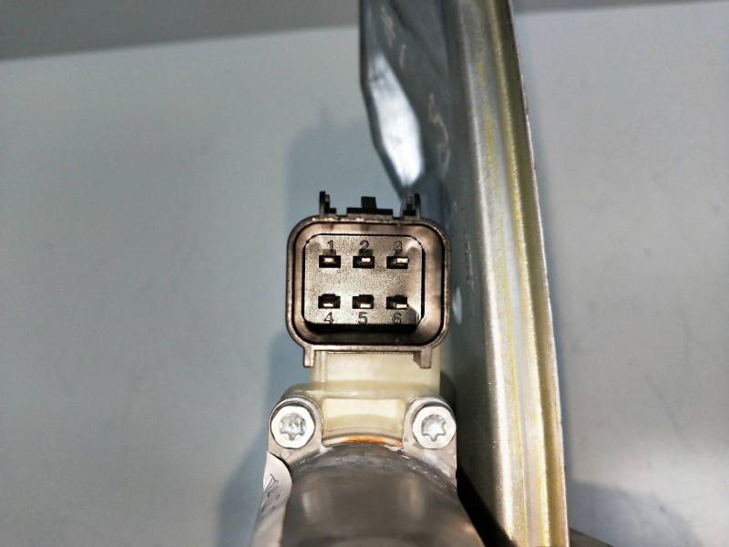 Recambio de elevalunas trasero izquierdo para ford focus lim. st referencia OEM IAM A65082112  5P