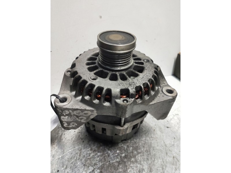 Recambio de alternador para ssangyong rodius xdi trend referencia OEM IAM A6541540302  