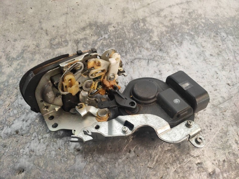 Recambio de motor cierre centralizado delantero izquierdo para toyota rav 4 (a2) 2.0 d-4d executive 4x4 (2003) referencia OEM IA