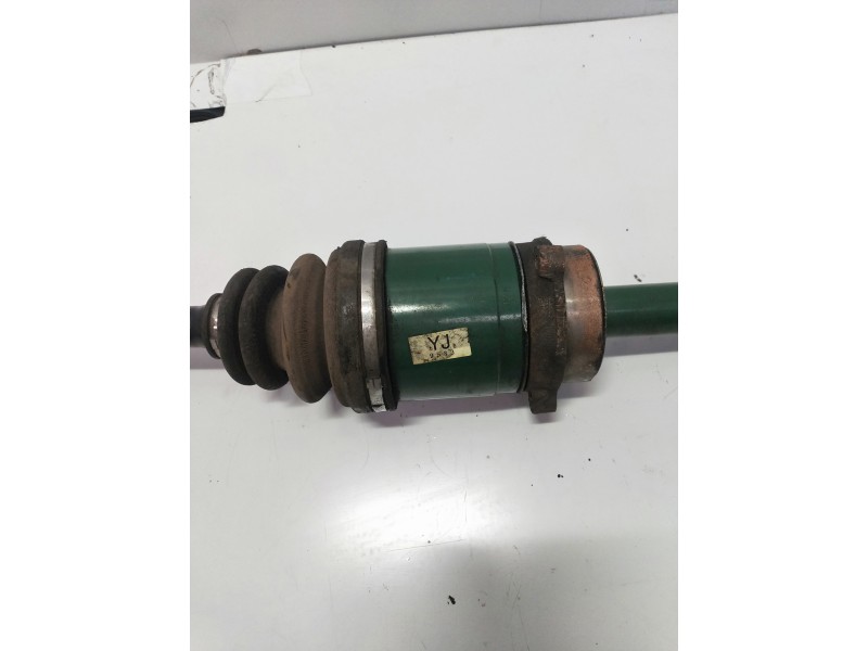 Recambio de transmision delantera derecha para nissan almera tino (v10m) básico referencia OEM IAM YJ9533  