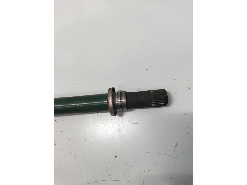 Recambio de transmision delantera derecha para nissan almera tino (v10m) básico referencia OEM IAM YJ9533  