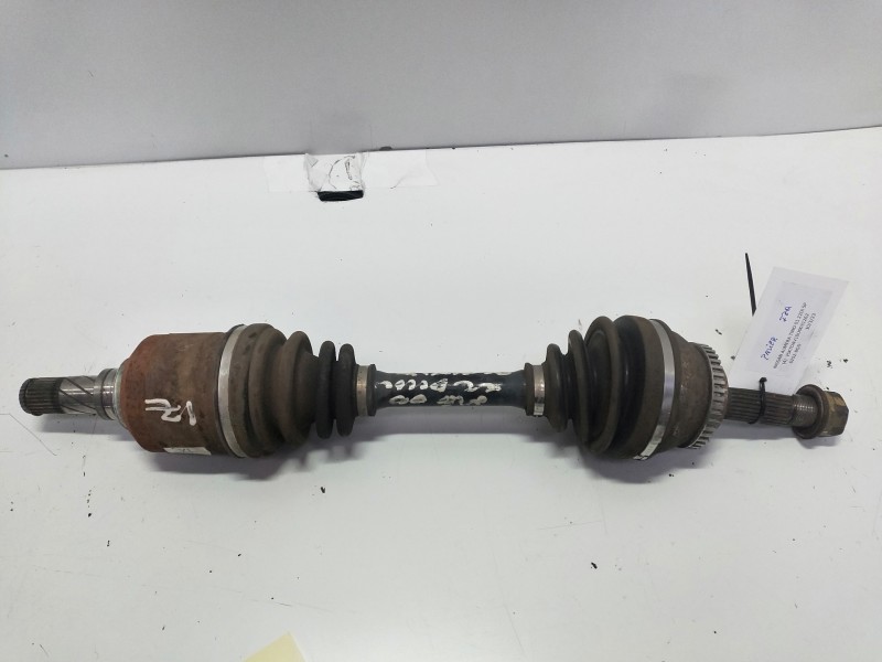 Recambio de transmision delantera izquierda para nissan almera tino (v10m) básico referencia OEM IAM YL9534  