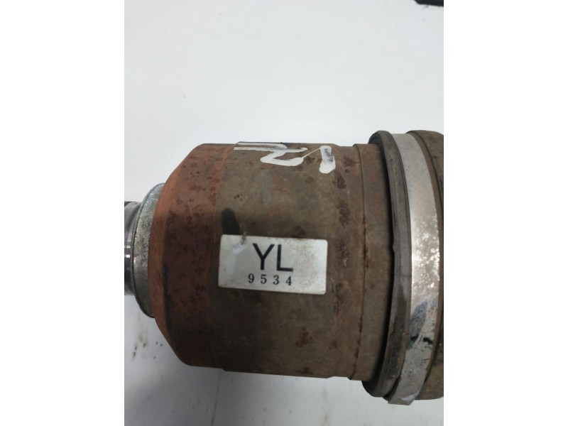 Recambio de transmision delantera izquierda para nissan almera tino (v10m) básico referencia OEM IAM YL9534  