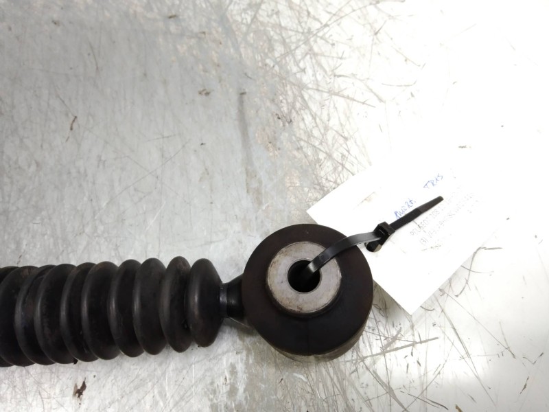 Recambio de amortiguador trasero para peugeot 208 allure referencia OEM IAM   