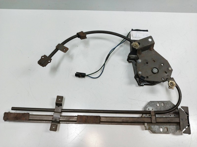 Recambio de elevalunas delantero izquierdo para ford granada berl./turnier 2.8 v6 referencia OEM IAM   4P