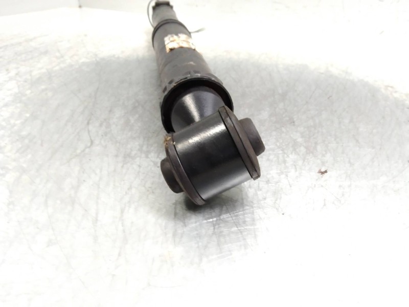 Recambio de amortiguador trasero para peugeot 208 1.6 blue-hdi fap referencia OEM IAM   