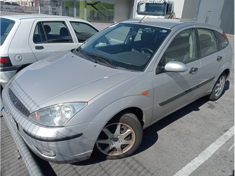 ford focus berlina (cak) del año 2004
