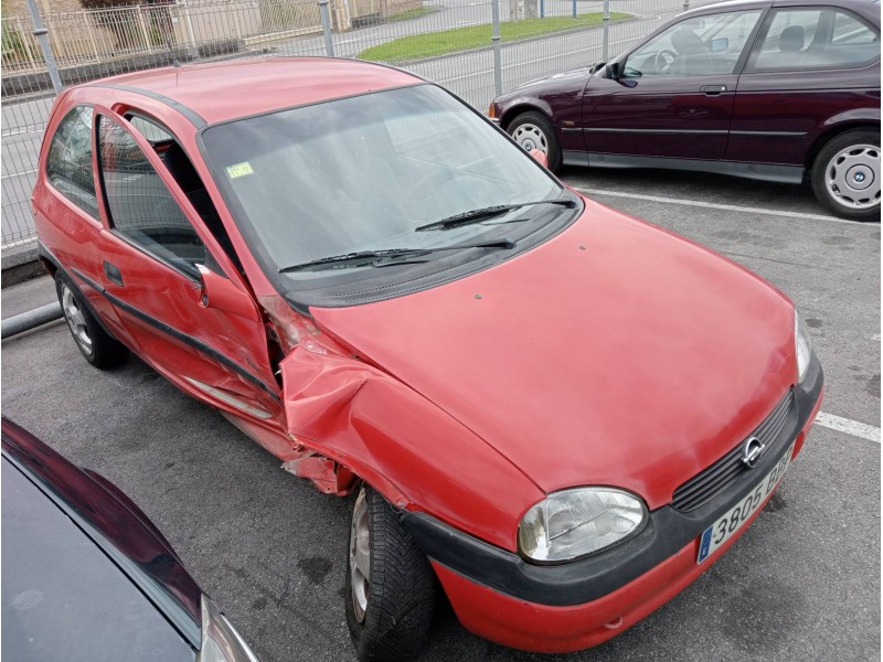 opel corsa b del año 2000