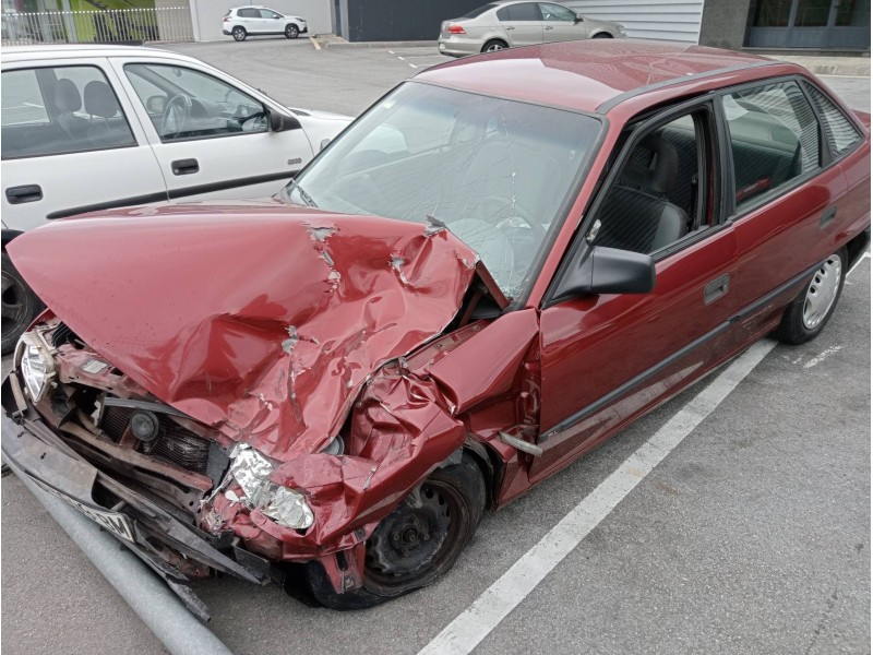 opel astra f berlina del año 1994