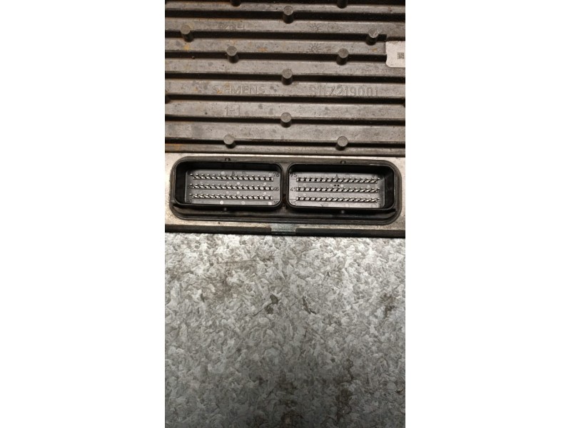 Recambio de centralita motor uce para chrysler neon (pl) 1.6 le referencia OEM IAM S117219001  