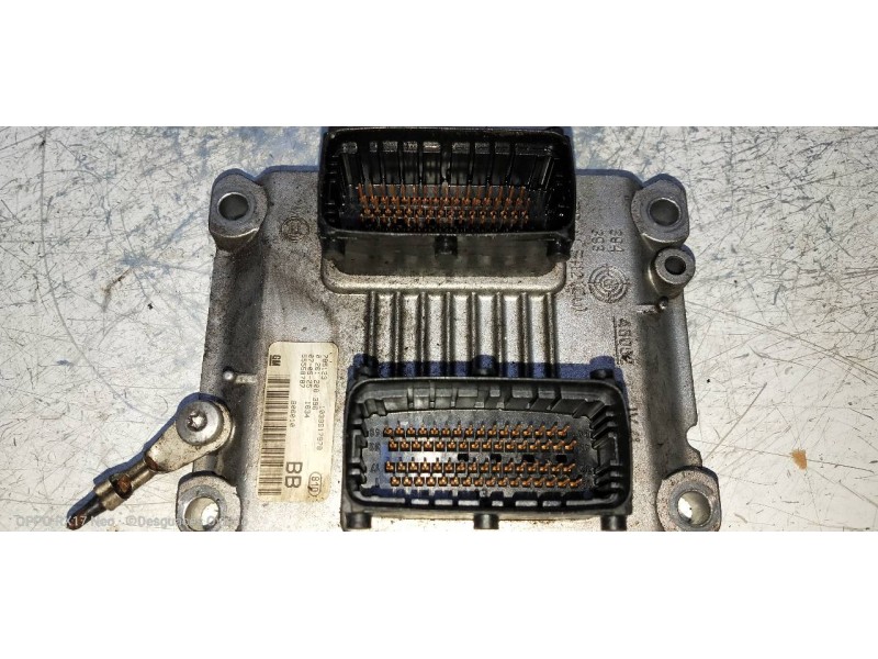 Recambio de centralita motor uce para opel astra h ber. edition referencia OEM IAM 0261208396 55558787 