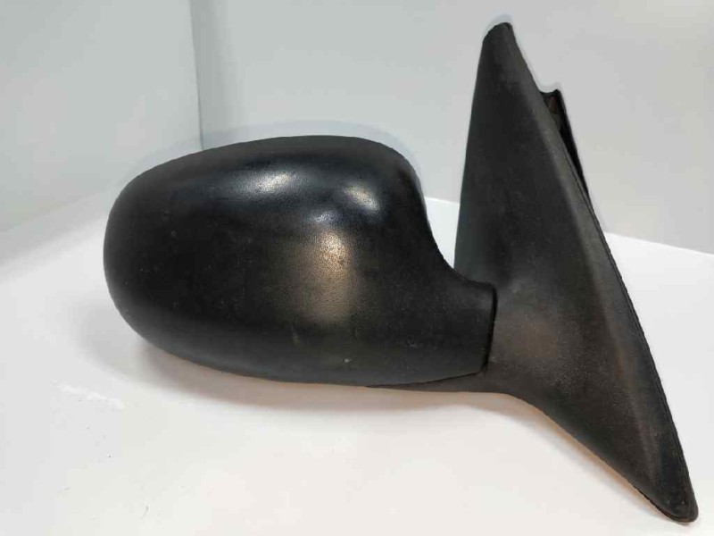 Recambio de retrovisor derecho para daewoo lanos 1.5 cat referencia OEM IAM   MANUAL