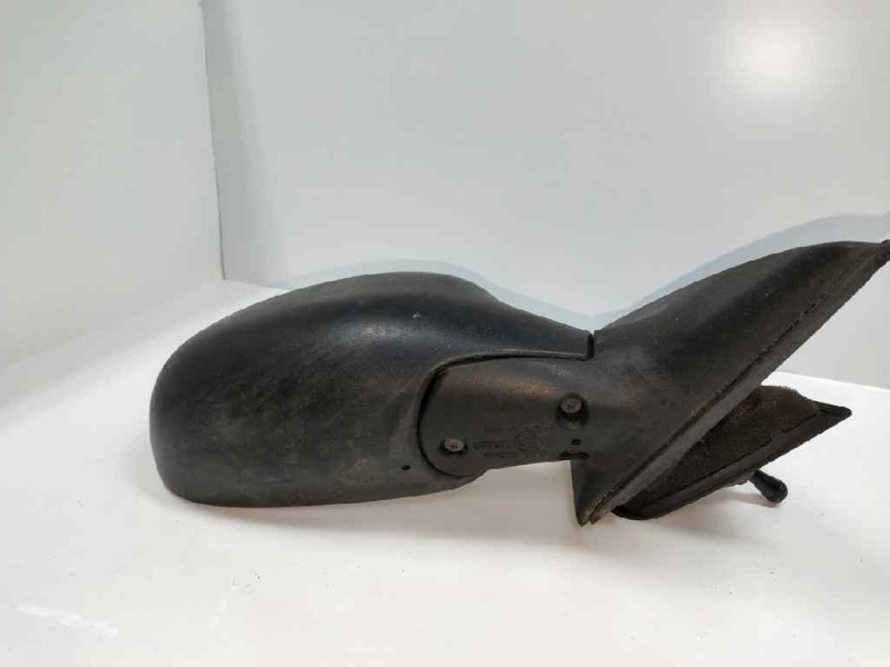 Recambio de retrovisor derecho para daewoo lanos 1.5 cat referencia OEM IAM   MANUAL