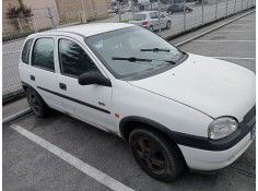 opel corsa b del año 2000