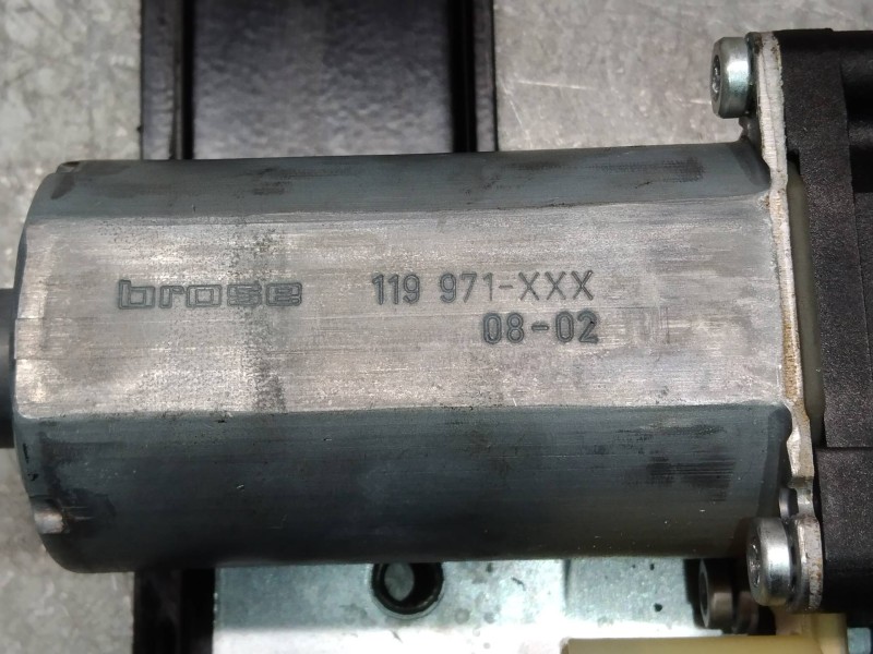 Recambio de elevalunas trasero izquierdo para volvo s60 berlina 2.4 cat referencia OEM IAM 119971XXX  4P