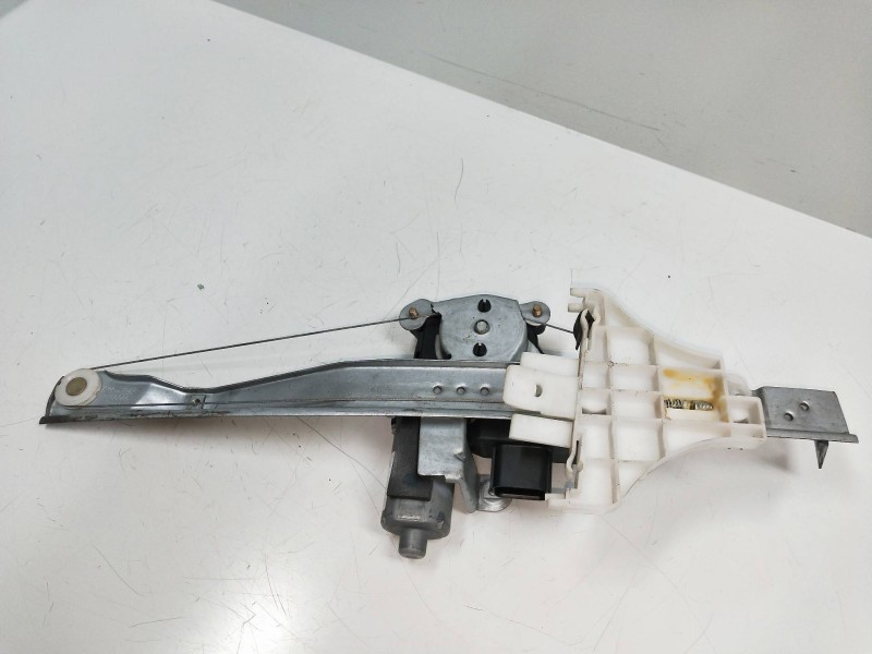 Recambio de elevalunas trasero derecho para ford mondeo berlina (ge) 2.0 tdci cat referencia OEM IAM   4P