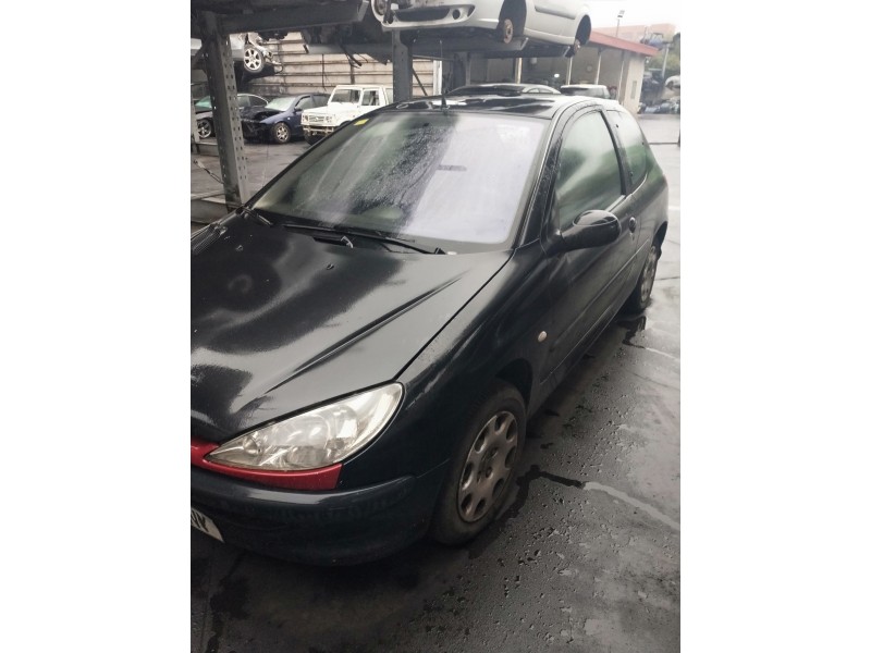 peugeot 206 berlina del año 2003