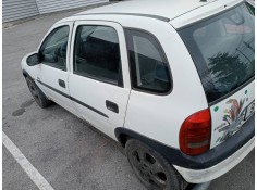 opel corsa b del año 2000 2