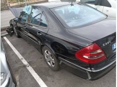 mercedes clase e (w211) berlina del año 2005 2