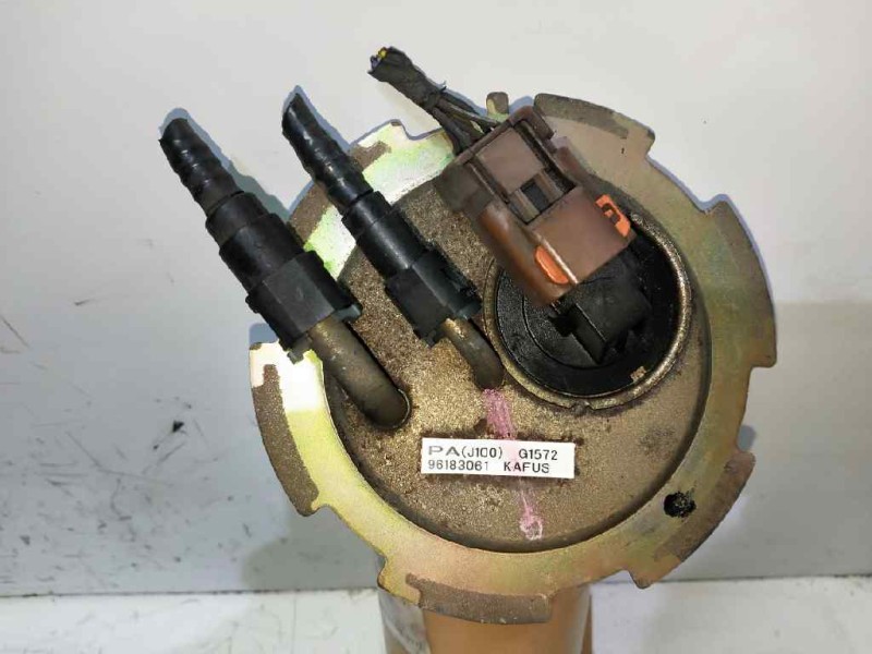 Recambio de bomba combustible para daewoo nubira berlina 2.0 cat referencia OEM IAM 96183061 KAFUS AFORADOR 