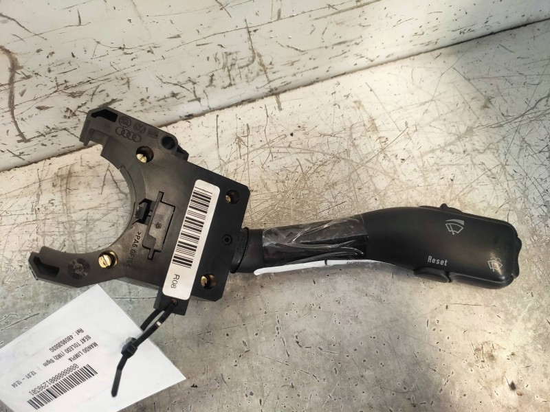 Recambio de mando limpia para seat toledo (1m2) signo referencia OEM IAM 4BO953503G  