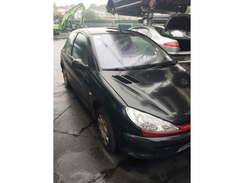 peugeot 206 berlina del año 2003
