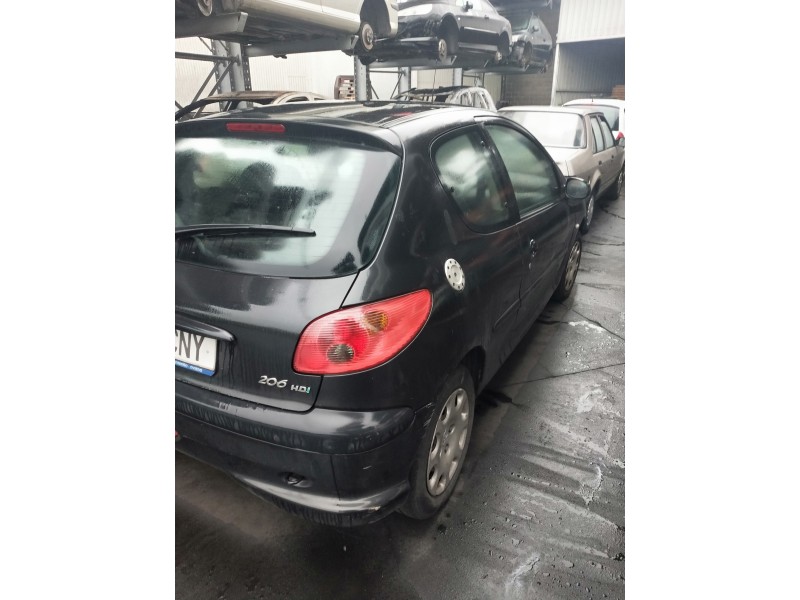 peugeot 206 berlina del año 2003
