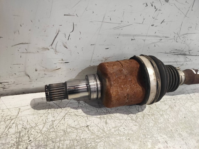 Recambio de transmision delantera izquierda para ford transit courier ambiente referencia OEM IAM ET763B437AA 10270151 1929644