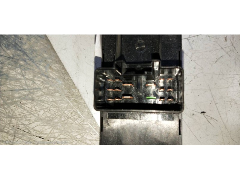 Recambio de mando elevalunas delantero izquierdo para volvo v40 familiar 1.9 d+ (85kw) referencia OEM IAM   