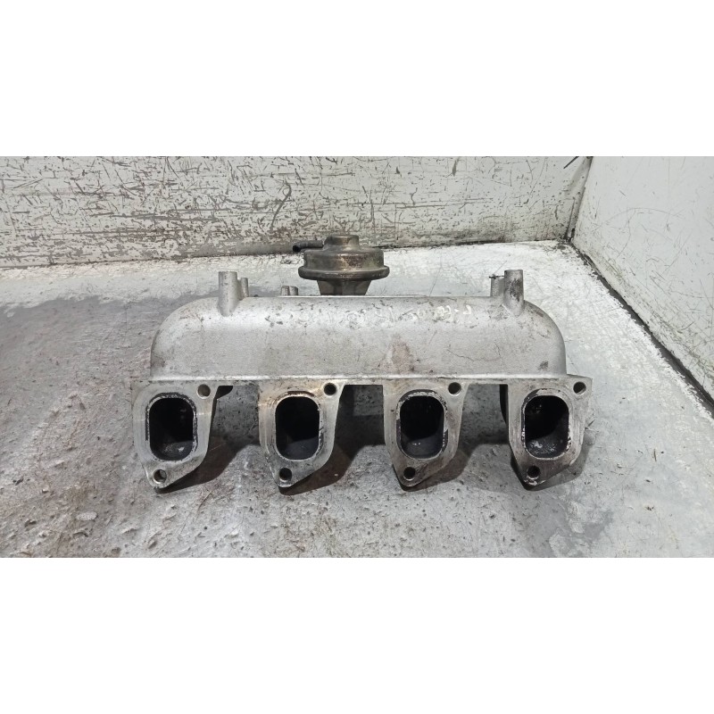 Recambio de valvula egr para ford focus berlina (cak) 1.8 tdci turbodiesel cat referencia OEM IAM 2M5Q9424CA  