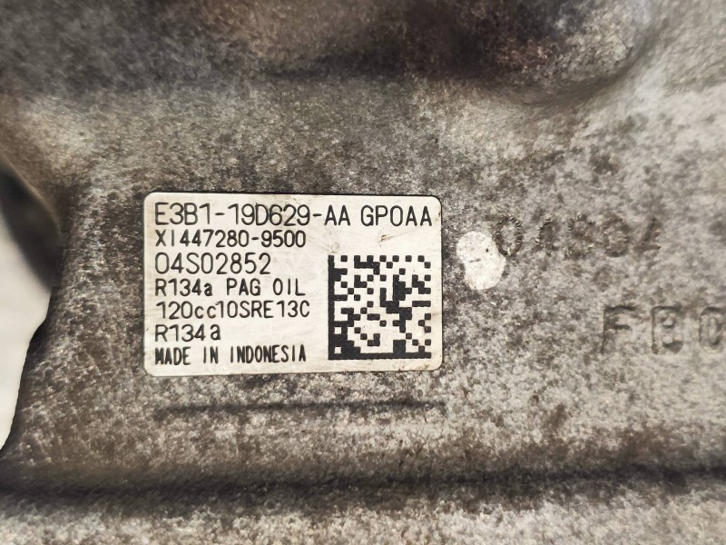 Recambio de compresor aire acondicionado para ford transit courier ambiente referencia OEM IAM 4472809500 E3B119D629AA 04S02852 