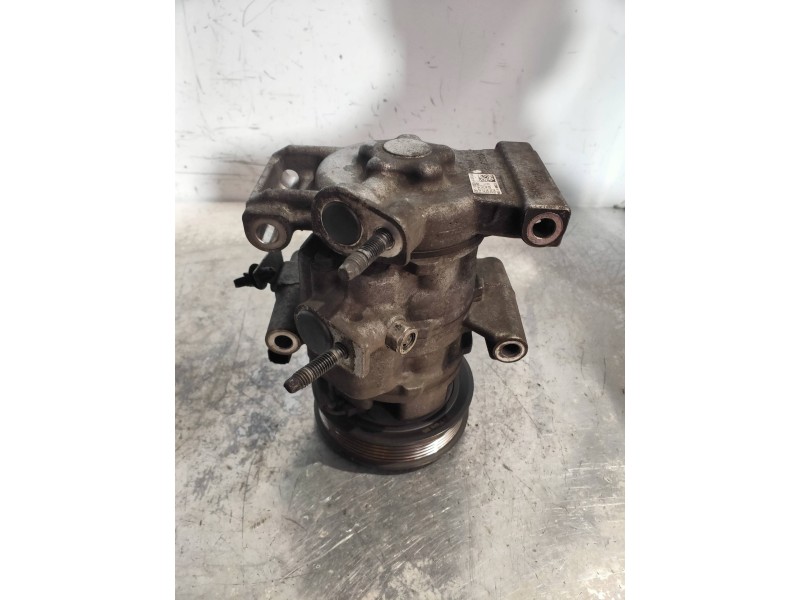 Recambio de compresor aire acondicionado para ford transit courier ambiente referencia OEM IAM 4472809500 E3B119D629AA 04S02852 