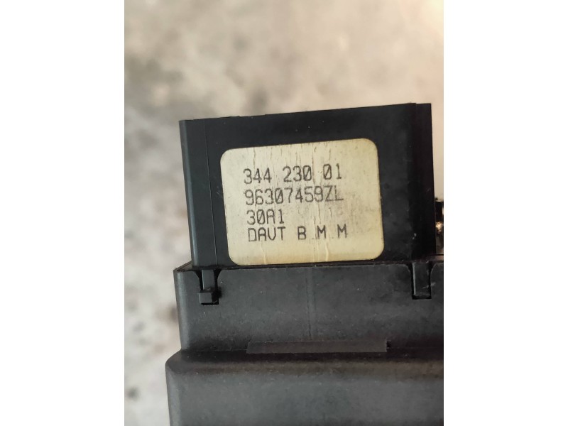 Recambio de mando luces para peugeot 206 berlina xn referencia OEM IAM 96307459ZL 34423001 