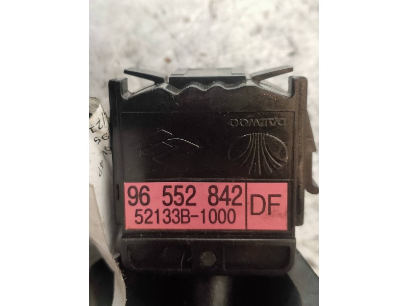 Recambio de mando limpia para daewoo nubira berlina se referencia OEM IAM 96552842 52133B100 