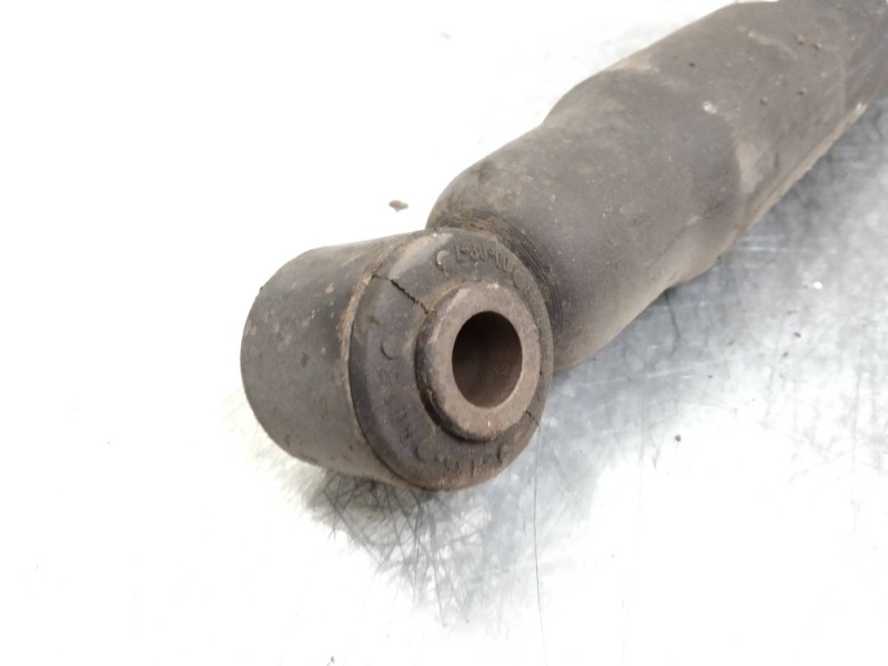 Recambio de amortiguador trasero para peugeot 605 2.1 turbodiesel referencia OEM IAM   