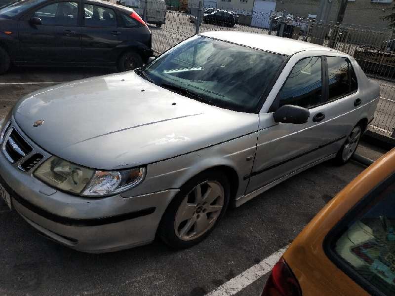 saab 9-5 berlina del año 2002