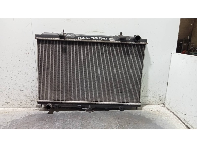 Recambio de radiador agua para nissan almera tino (v10m) básico referencia OEM IAM   