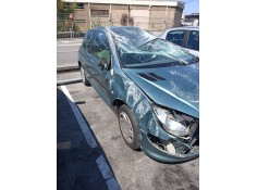 peugeot 206 berlina del año 2001 2