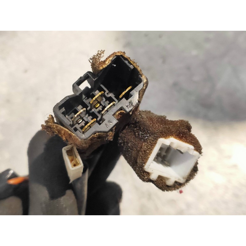 Recambio de conmutador de arranque para mitsubishi l 200 (k6/7) 2500 td glx (4-ptas.) referencia OEM IAM   