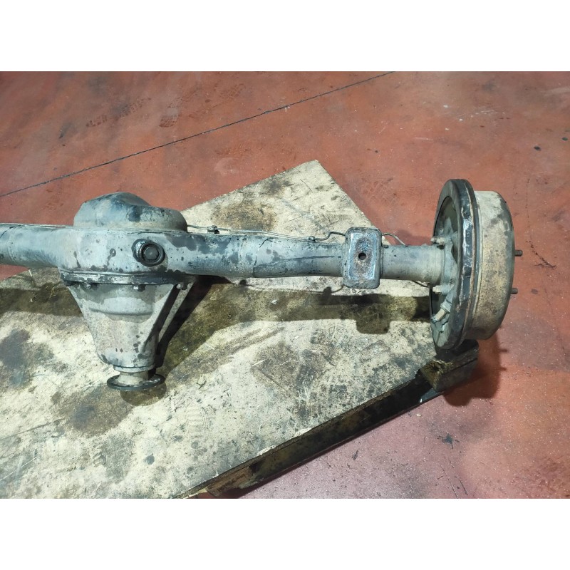 Recambio de puente trasero para mitsubishi l 200 (k6/7) 2500 td glx (4-ptas.) referencia OEM IAM   TAMBOR